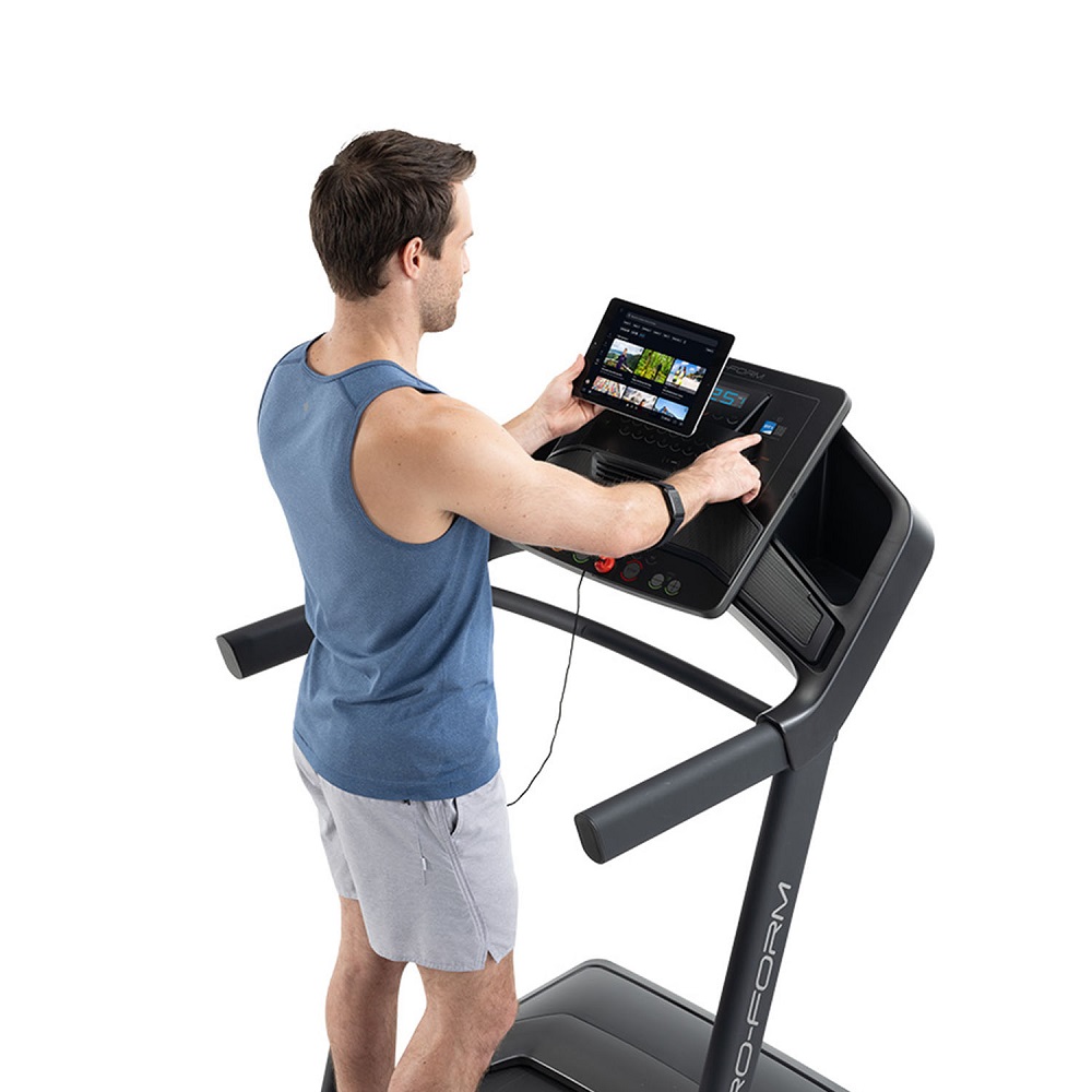 Traka za trčanje Pro-Form Carbon TLS